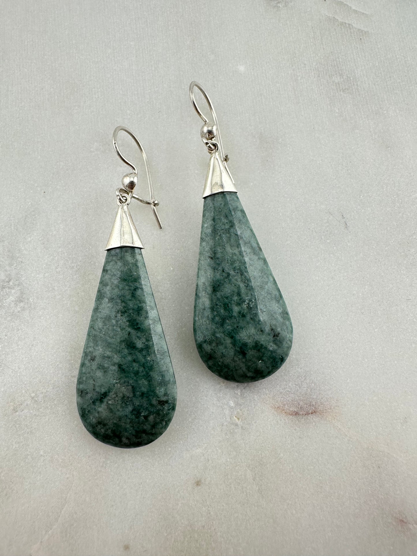Spotted green jaguar Jade tear earrings