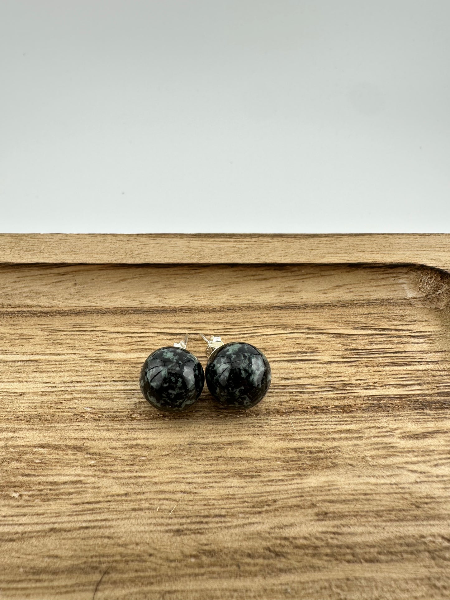 Black spotted big ball studs