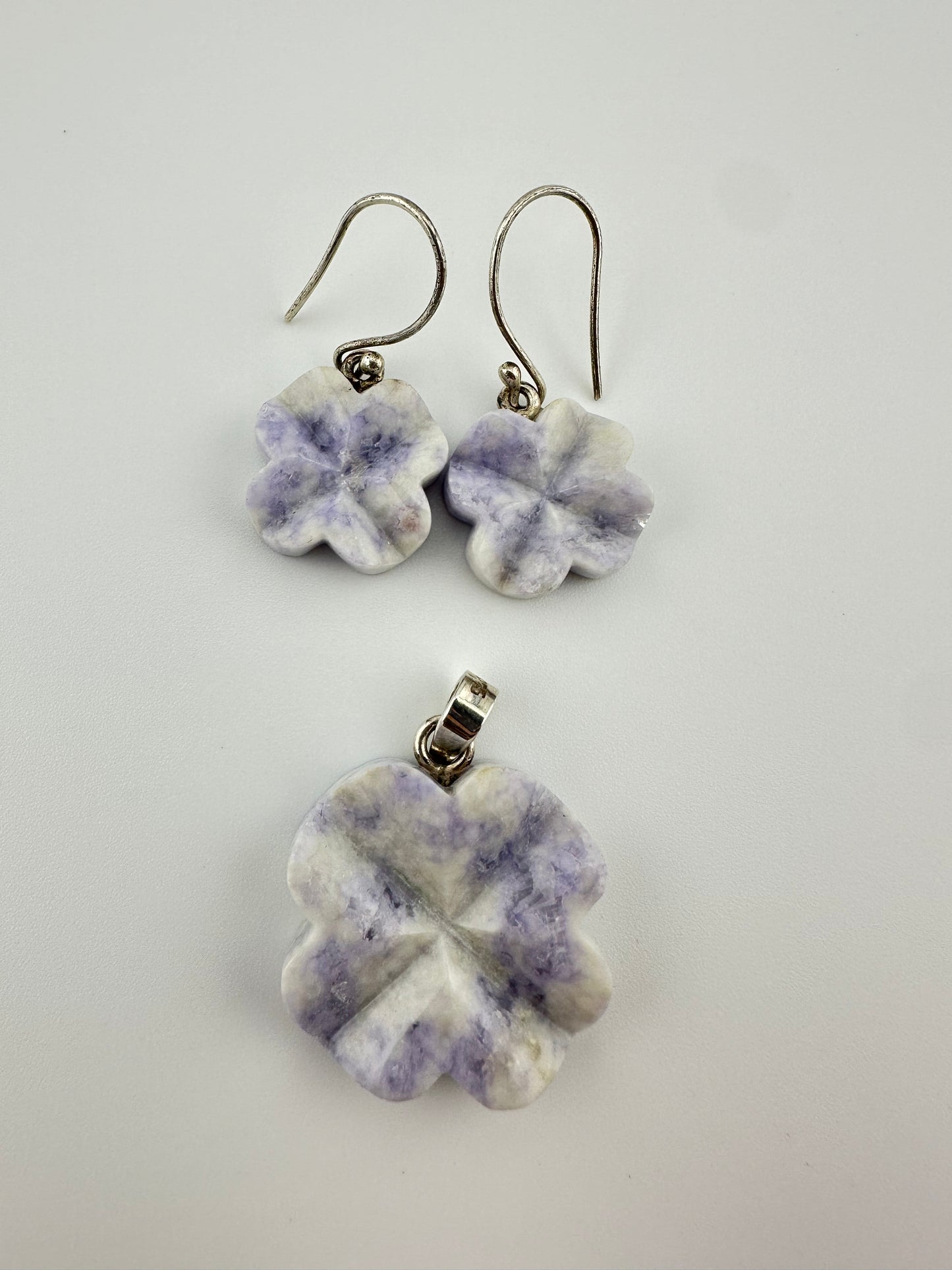 Lavender Jade earrings & pendant flower set