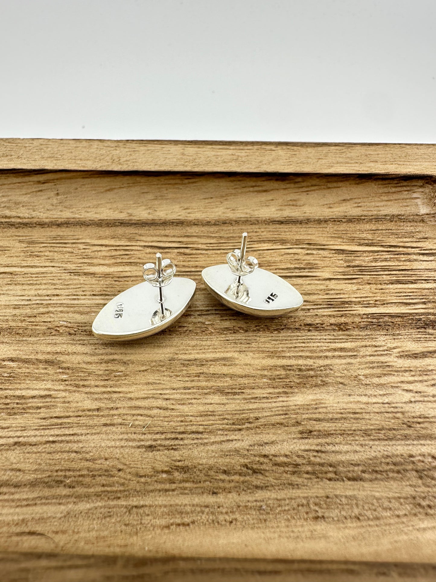 Oval pointed lavender studs
