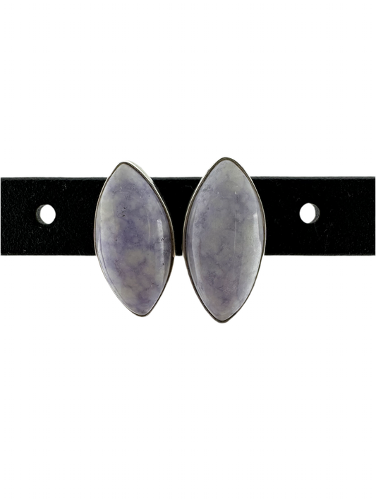 Oval pointed lavender studs