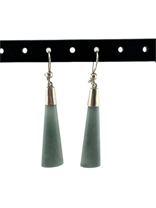 Grayed blue Jade long trapezoid earrings